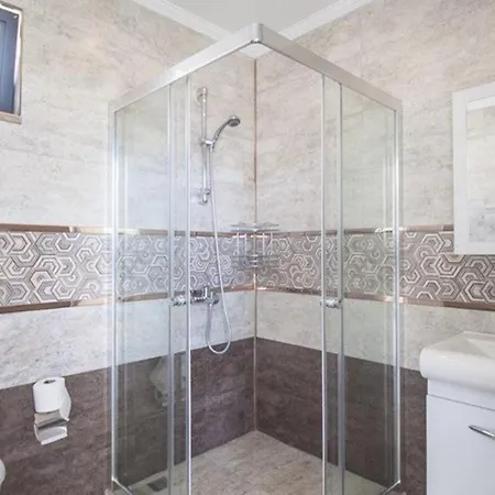 Islamlar Village 3 Bedroom - 1026 *